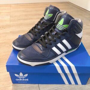 Like-new Adidas Post Player Vulc US - Men Size 10 with shoes box